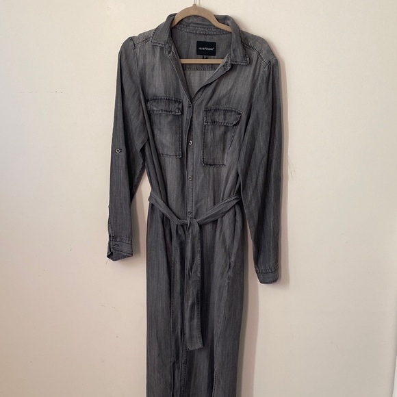 Velvet Heart Dresses & Skirts - Denim Charcoal Button-Up Dress